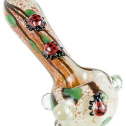empire glassworks ladybug themed hand pipe 1 0d3434e9 79b5 48bf a560 86f082cc5ba8